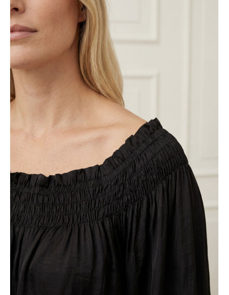 ISAY ANE STRETCH BLOUSE