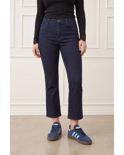 ISAY CAPRI STRAIGHT JEANS CAPRI