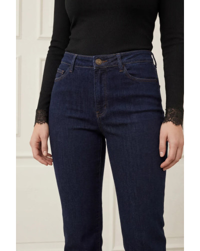 ISAY CAPRI STRAIGHT JEANS CAPRI 2