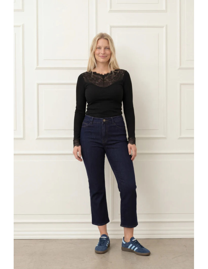 ISAY CAPRI STRAIGHT JEANS CAPRI